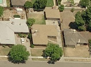 1904 Fedora Ave, Fresno, CA 93705-3217