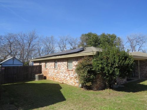 4109 Arroyo Trl, Fort Worth, TX 76135-2301