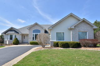 16826 Ottawa Dr, Romeoville, IL 60441-4373
