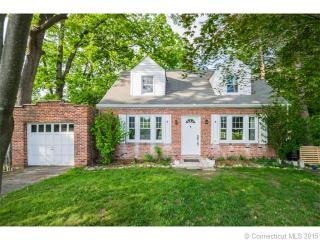 316 Matianuck Ave, Windsor, CT 06095-4326