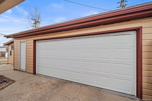 2320 Eppinger Blvd, Denver CO  80229-8121 exterior