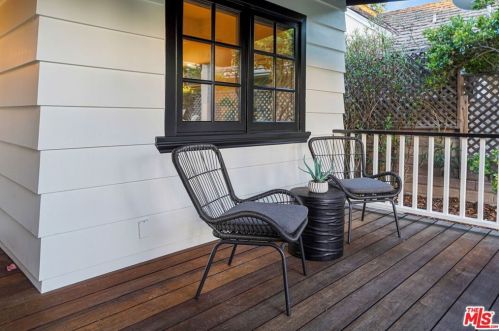 4938 Morse Ave, Van Nuys, CA 91423-2224