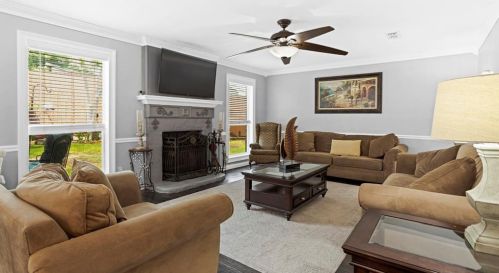 8400 Ruthette Dr, Fort Worth TX  76182-3630 exterior