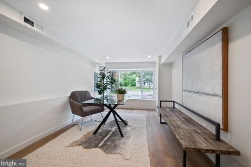 150 Loomis Ct, Princeton NJ  08540-3439 exterior