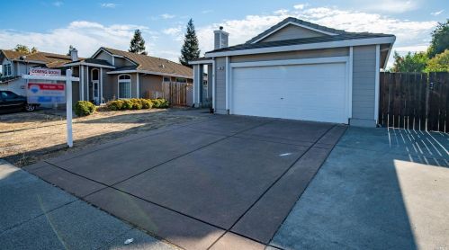 106 Genoa Ct, Vacaville, CA 95688-9105