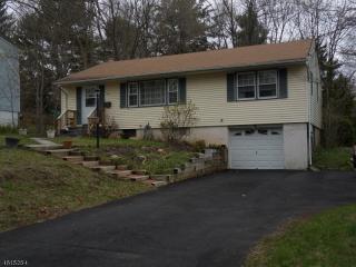 285 Orchard Dr, Mahwah, NJ 07430-1413