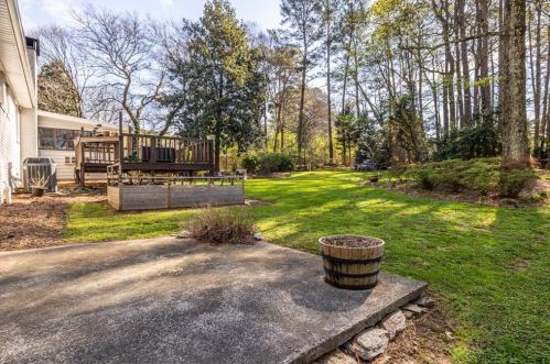 436 Concord Rd, Smyrna GA  30082-3225 exterior