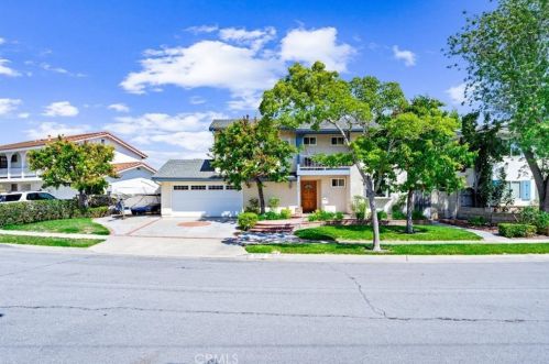 9674 Doreen Dr, Cypress, CA 90630-4012