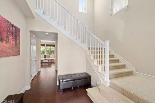 66 Rembrandt, Irvine CA  92620-7314 exterior
