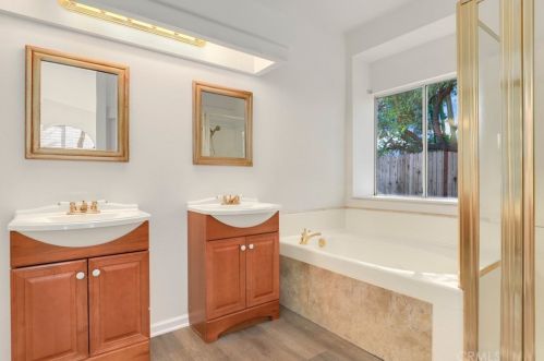6670 Avenida Michaelinda, Riverside CA  92509-7227 exterior