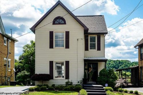 1042 Virginia Ave, White Hall WV  26554-3653 exterior