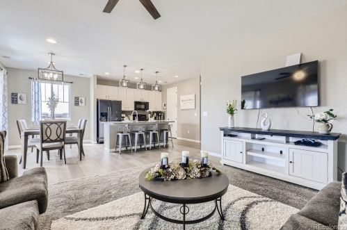 25512 Bayaud Pl, Aurora CO  80018 exterior