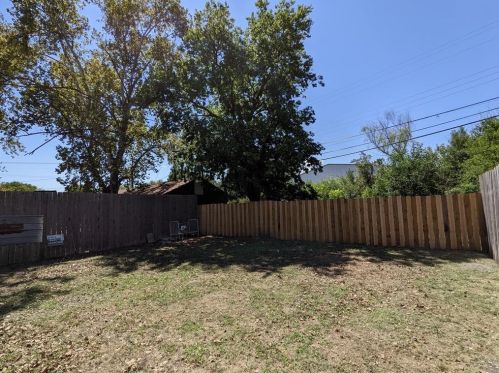 5702 Chesterfield Ave, Austin TX  78752-4514 exterior