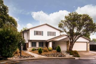 136 Suisun Ct, Vacaville, CA 95688-2432