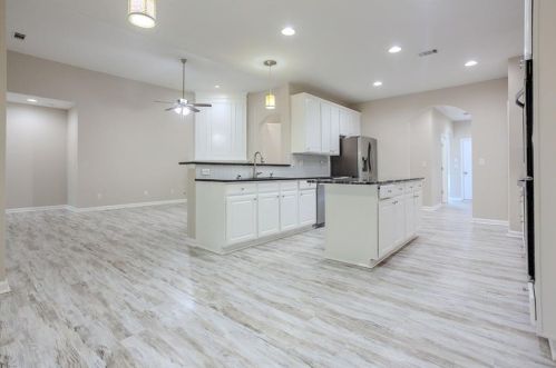 1129 Fountain Crst Dr, Conyers GA  30013-7404 exterior