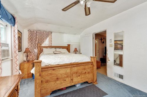 1242 Del Mar Pkwy, Denver CO 80010-3352 exterior