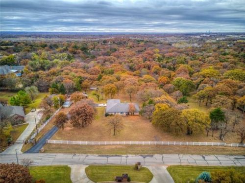 5420 Indian Hill Rd, Edmond, OK 73034-7520