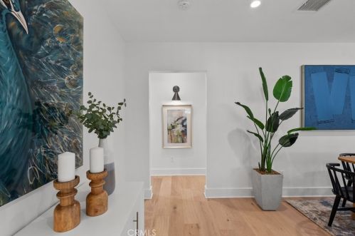 5326 Forbes Ave, Van Nuys CA  91436-1004 exterior