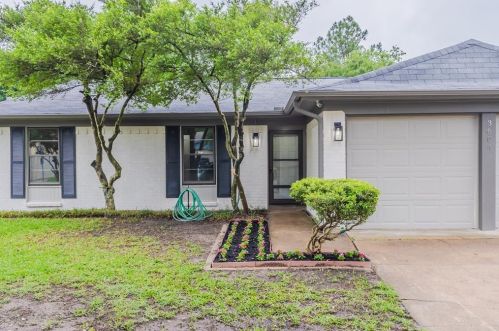 3604 Arnold Dr, Fort Worth TX  76140-2702 exterior