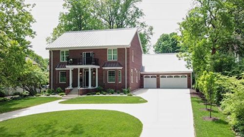 605 Michigan Ave, Urbana, IL 61801-4839