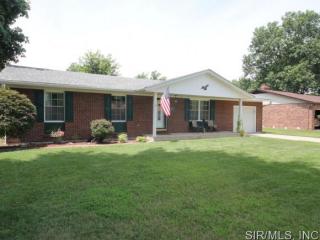 621 Knipp Dr, Mascoutah, IL 62258-1308