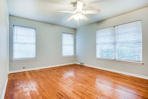 809 Blossom Rd, Garland TX 75041-2955 exterior