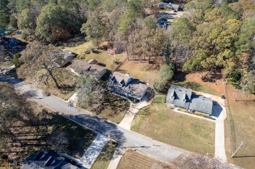 111 Belair Ln, Stockbridge, GA 30281-2009