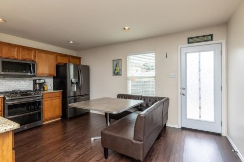 6708 Friendsway Dr, Fort Worth TX  76137-7542 exterior