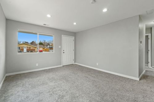 1220 Knox Ct, Denver CO  80219-3928 exterior