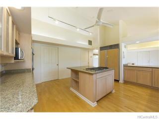 623 Honua St, Honolulu HI  96816-4903 exterior