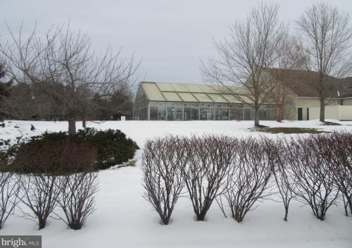 22 Garfield Ct, Columbus, NJ 08022-2301