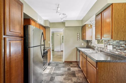 1728 Clear Ave, Saint Paul MN  55106-2224 exterior