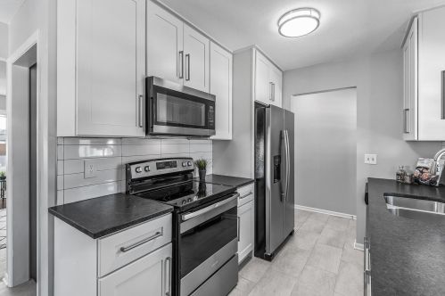 2700 2nd St, Saint Paul MN  55109-1814 exterior