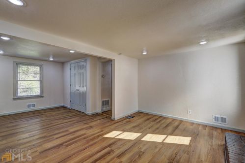 200 Forest Rd, Stockbridge GA  30281-4407 exterior