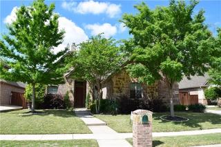 8305 Southridge Ct, Fort Worth TX  76182-8494 exterior