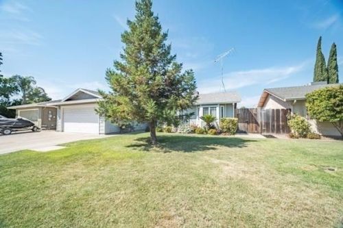 5325 Maximillian Dr, Salida, CA 95368-9125