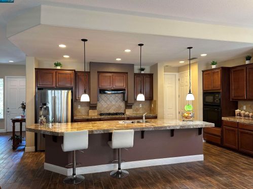 1105 Michelbook Ln, Rio Vista, CA 94571-5123