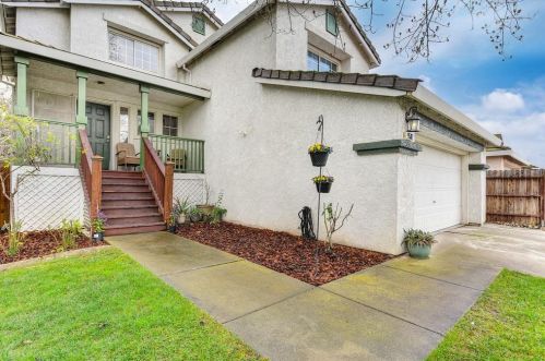 9507 Little Rapids Way, Elk Grove, CA 95758-7804