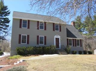 11 Copperfield Ln, Londonderry, NH 03053-3271