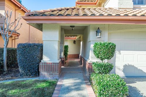 139 Marble Canyon Dr, Folsom, CA 95630-7112