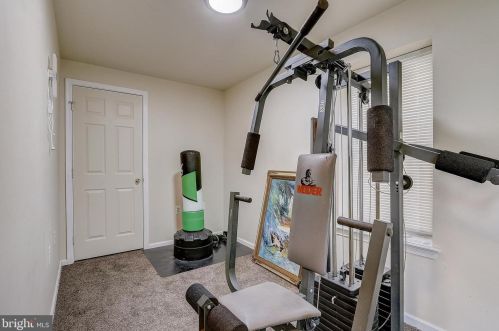 276 Bellevue Ave, Trenton NJ  08618-4622 exterior