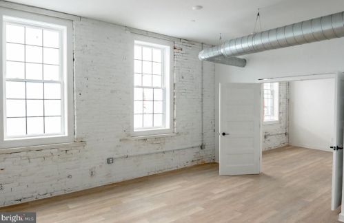 2301 Front St, Philadelphia PA  19148-4101 exterior