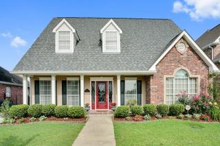 4037 Turtle Bayou Dr, Kenner, LA 70065-6605