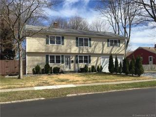 515 River St, Milford, CT 06461-1902