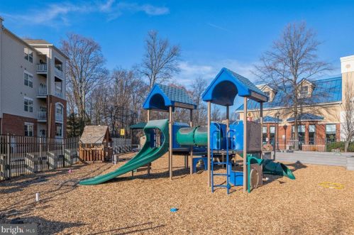 2607 Chapel Lake Dr, Gambrills MD  21054-1659 exterior