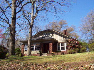 101 Walnut St, Greenville, SC 29607-1349
