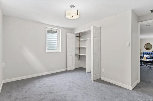 1310 Bates Pkwy, Englewood CO  80113-1761 exterior