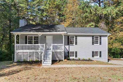 57 Forest Dr, Hiram, GA 30141-4323