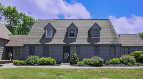 26 Montrose Dr, Stratham, NH 03885-2460