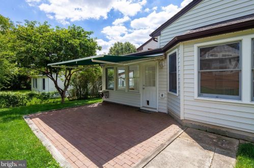 7512 Inzer St, Springfield VA  22151-2921 exterior